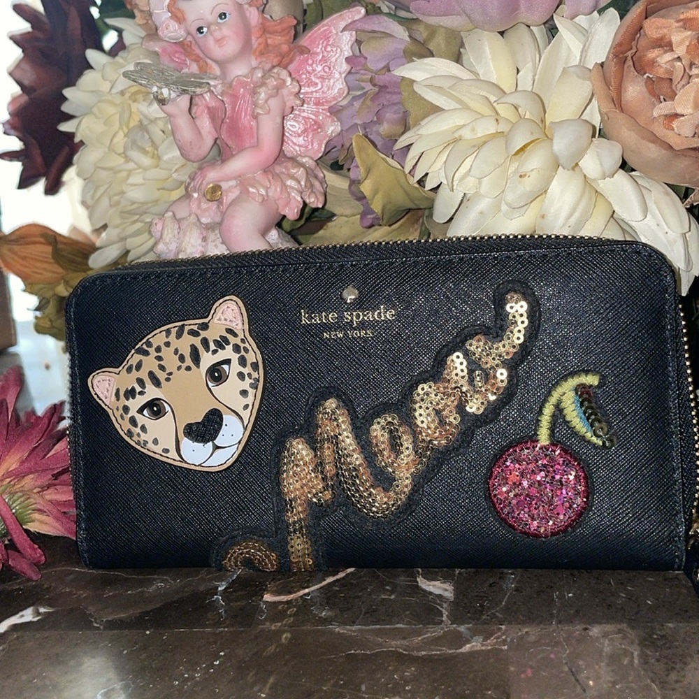 Collectible KATE SPADE YORK APPLIQUE EMBELLISHED ZIP-AROUND LONG WALLET